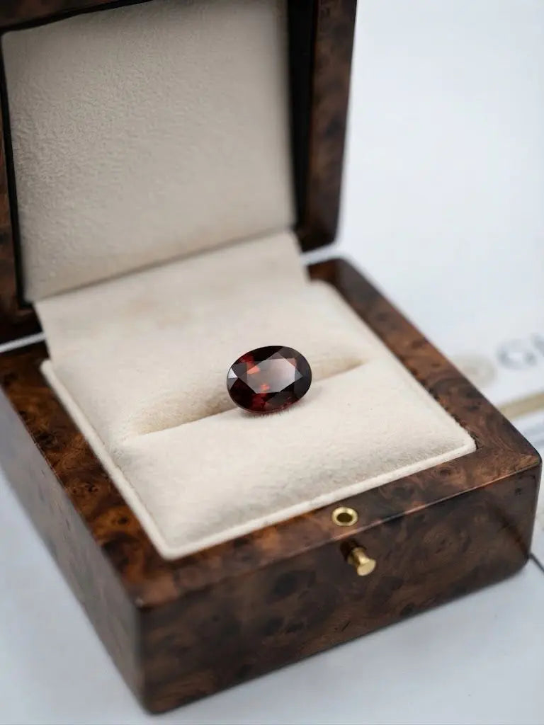 Natural Quality 1 Garnet Gemstones From Brazil, Dimension 6x4 mm, Weight 0.61 Ct, Shape Oval, GEM-ABC-289
